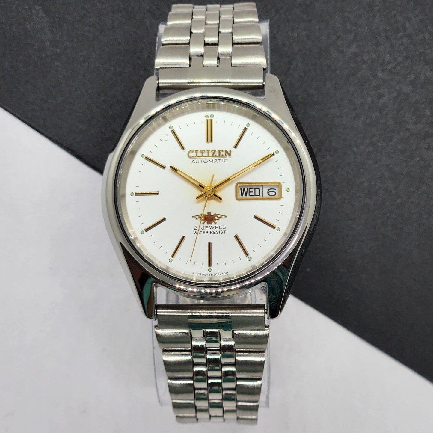 Vintage 1990 Original Citizen Automatic Cal. 8200 White Face 21 Jewels Day-Date Japanese Men's Wrist Watch EG48