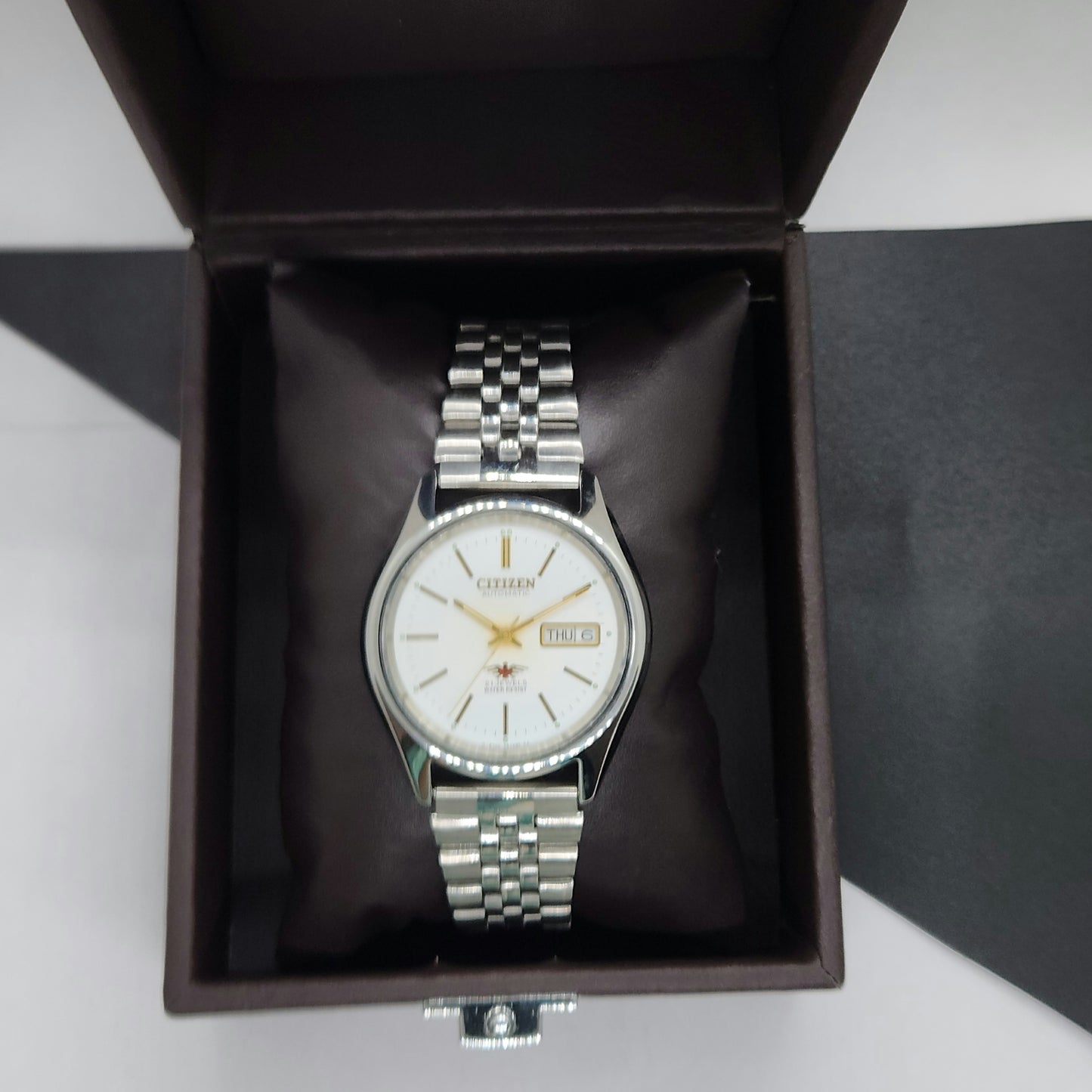 Vintage 1990 Original Citizen Automatic Cal. 8200 White Face 21 Jewels Day-Date Japanese Men's Wrist Watch EG48