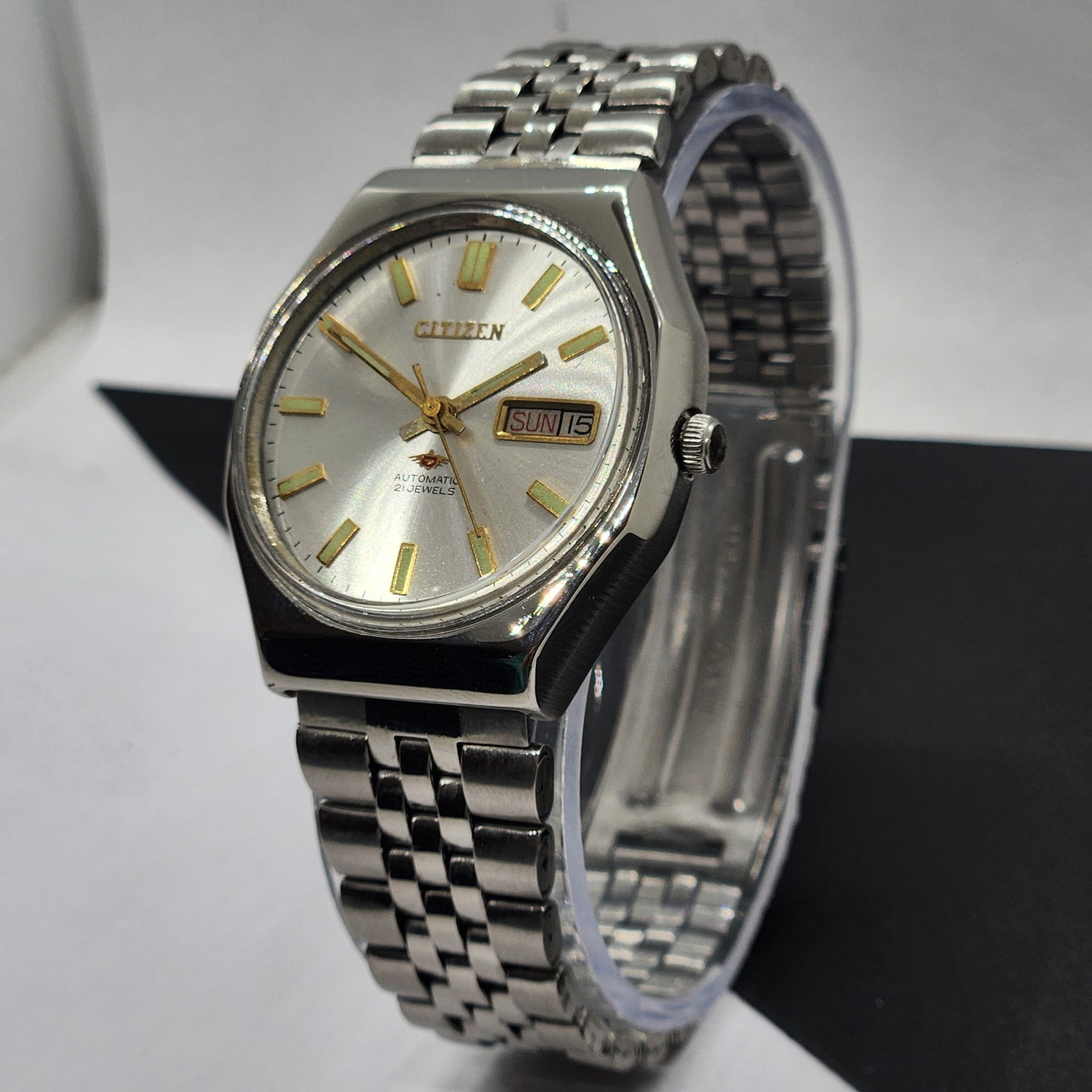 Vintage 1992 Original Citizen Automatic Cal. 8200 White Face 21 Jewels Day-Date Japanese Men's Wrist Watch EG49
