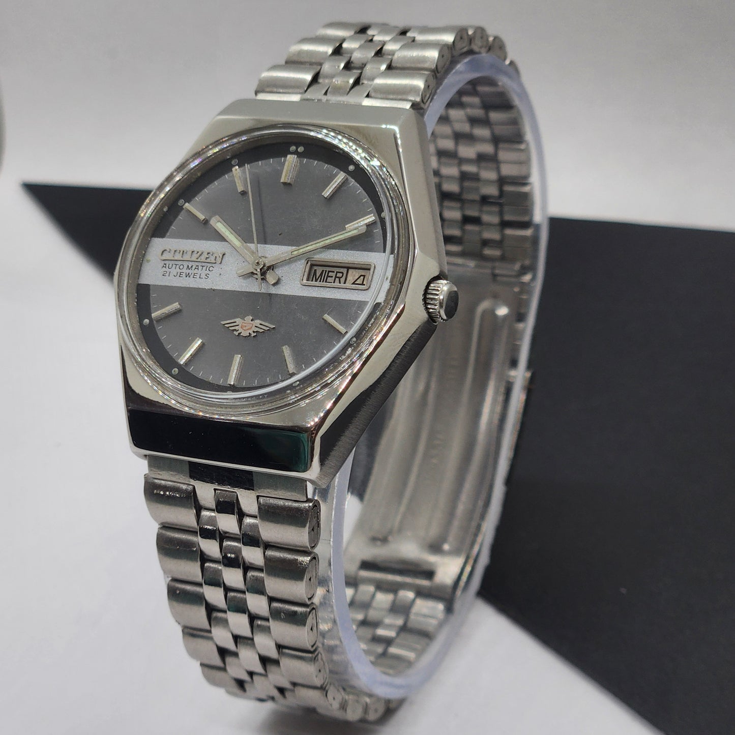 Vintage 1981 Original Citizen Automatic Cal. 8200 Gray Face 21 Jewels Day-Date Japanese Men's Wrist Watch EG53