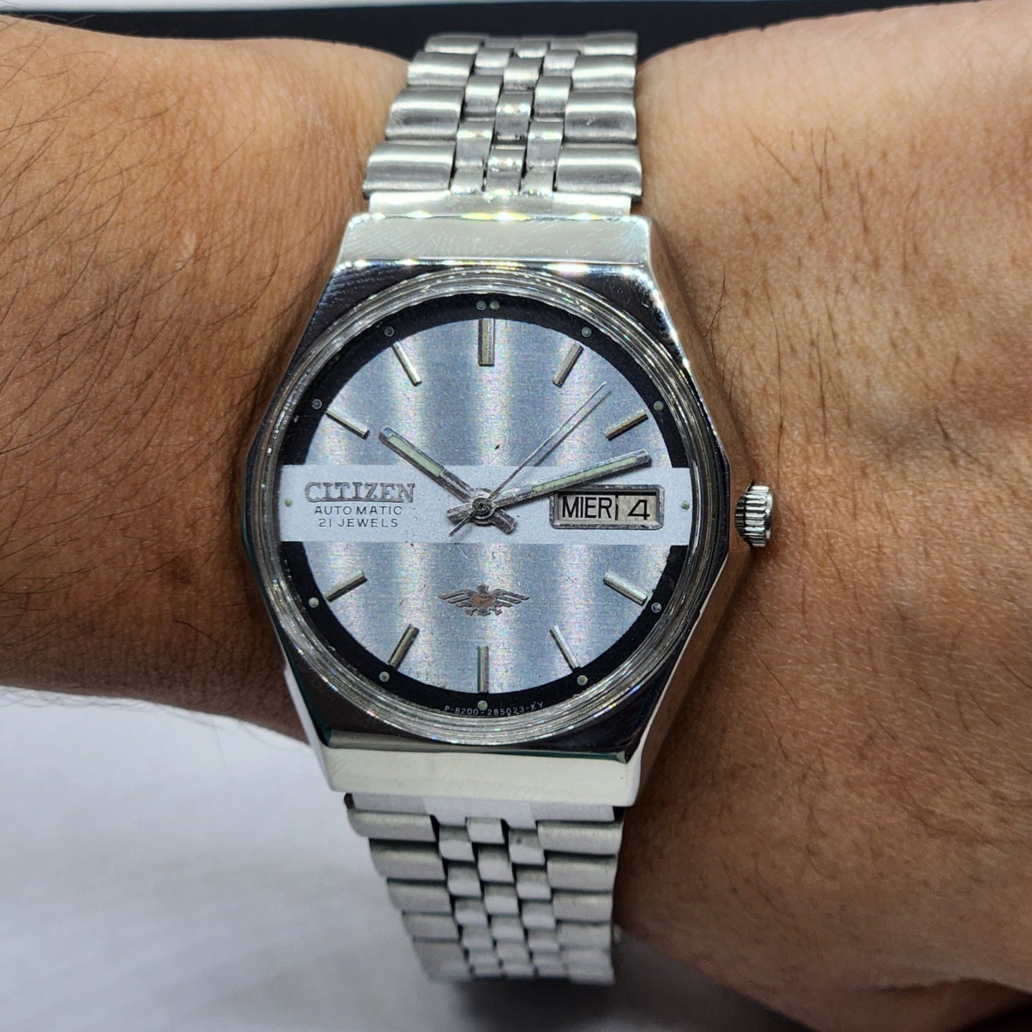 Vintage 1981 Original Citizen Automatic Cal. 8200 Gray Face 21 Jewels Day-Date Japanese Men's Wrist Watch EG53