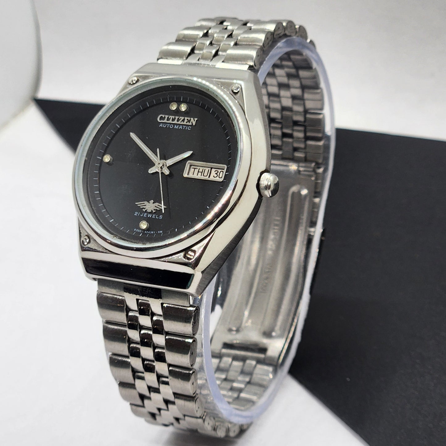 Vintage 1982 Original Citizen Automatic Cal. 8200 Black Face 21 Jewels Day-Date Japanese Men's Wrist Watch EG55