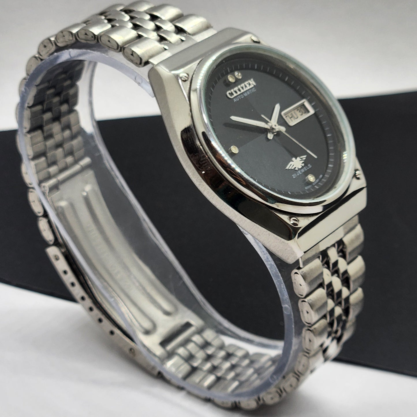 Vintage 1982 Original Citizen Automatic Cal. 8200 Black Face 21 Jewels Day-Date Japanese Men's Wrist Watch EG55