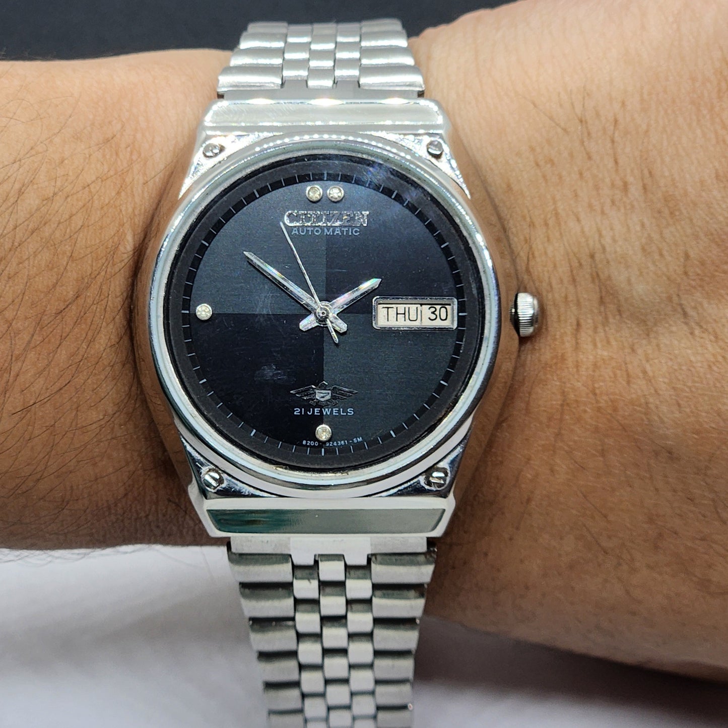 Vintage 1982 Original Citizen Automatic Cal. 8200 Black Face 21 Jewels Day-Date Japanese Men's Wrist Watch EG55