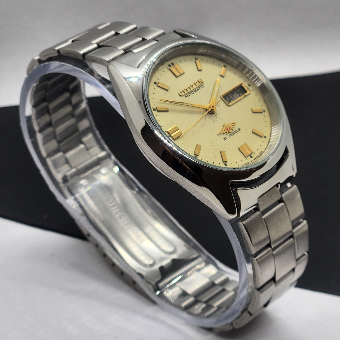 Vintage 1981 Original Citizen Automatic Cal. 8200 Golden Face 21 Jewels Day-Date Japanese Men's Wrist Watch EG58
