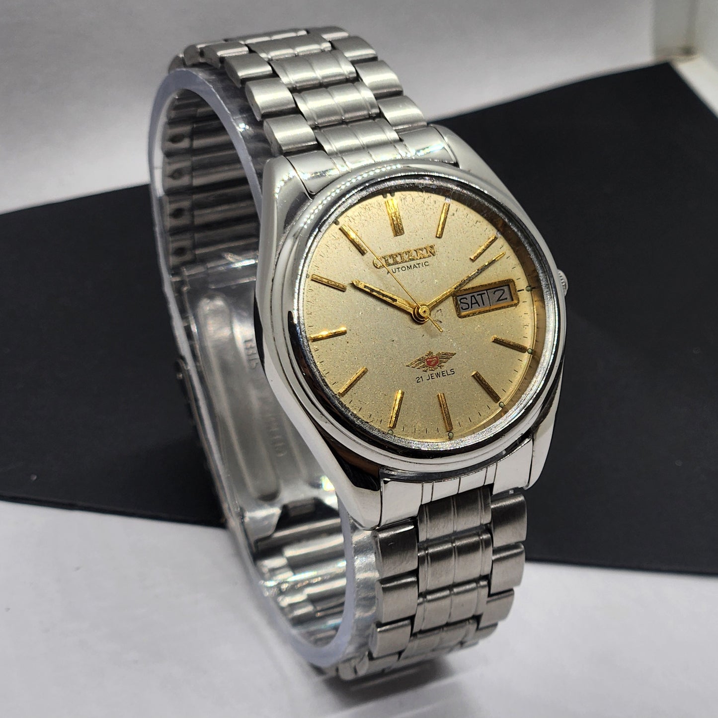 Vintage 1978 Original Citizen Automatic Cal. 8200 Golden Face 21 Jewels Day-Date Japanese Men's Wrist Watch EG59