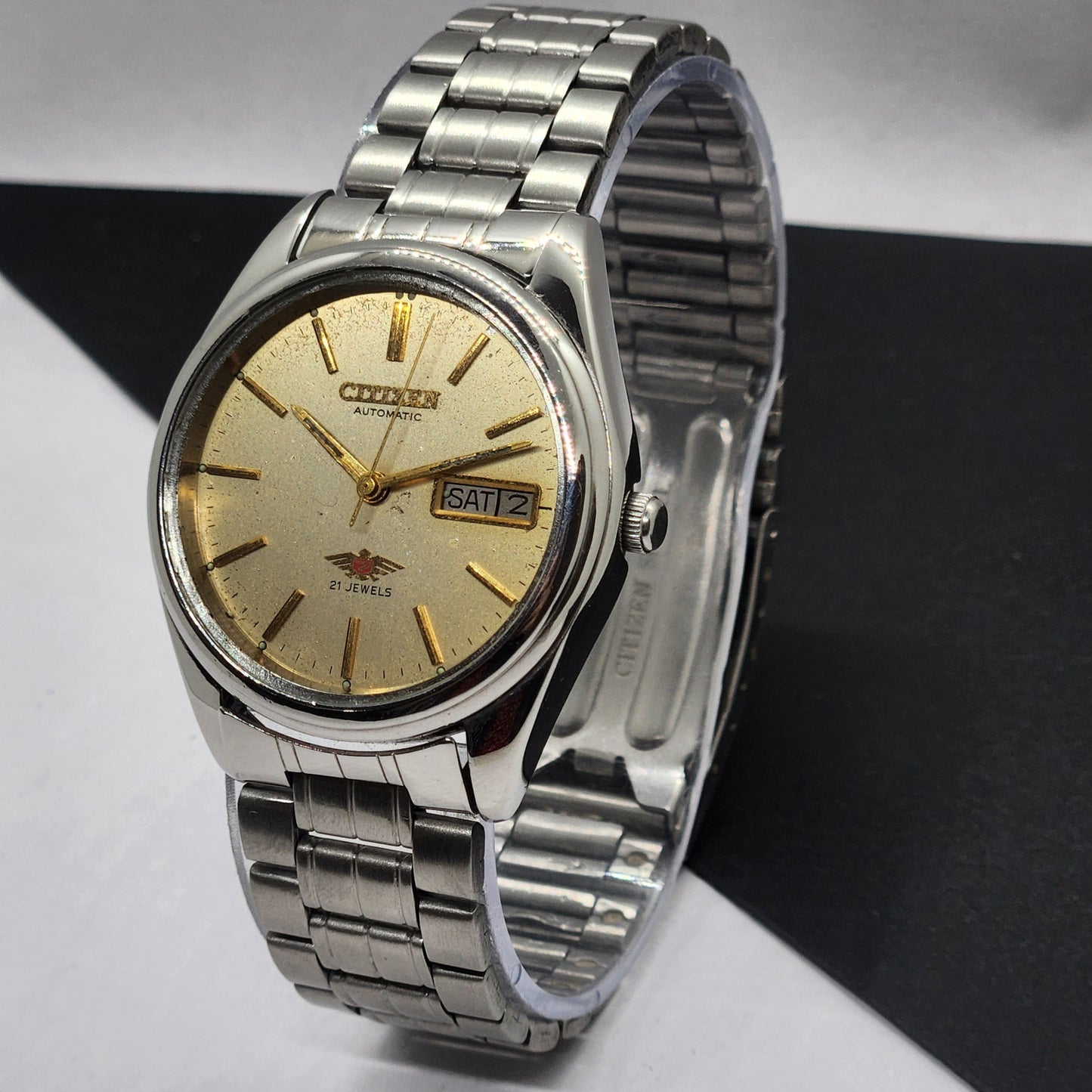Vintage 1978 Original Citizen Automatic Cal. 8200 Golden Face 21 Jewels Day-Date Japanese Men's Wrist Watch EG59