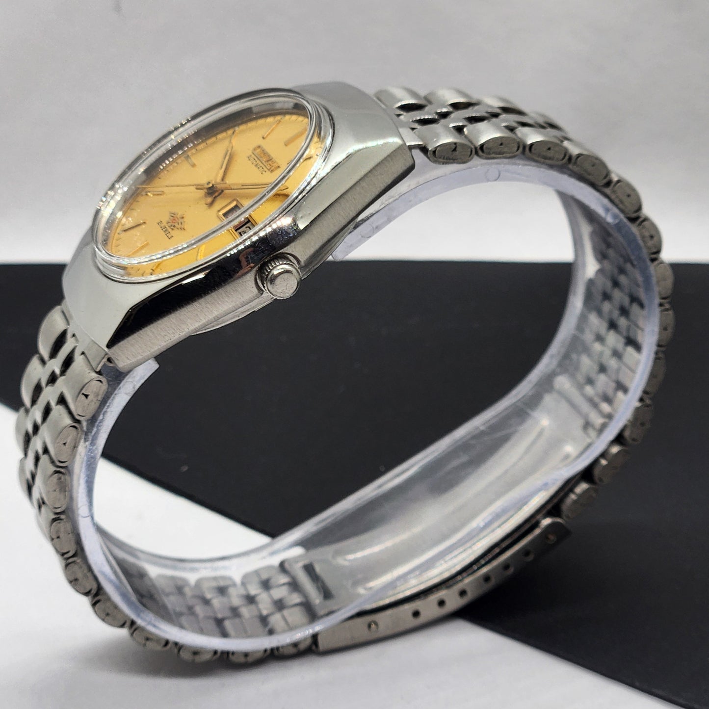 Vintage 1978 Original Citizen Automatic Cal. 8200 Golden Face 21 Jewels Day-Date Japanese Men's Wrist Watch EG60