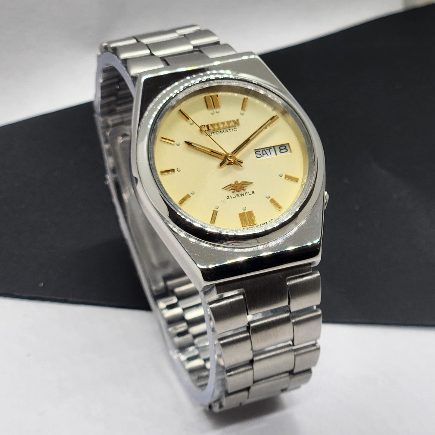 Vintage 1986 Original Citizen Automatic Cal. 8200 Golden Face 21 Jewels Day-Date Japanese Men's Wrist Watch EG61