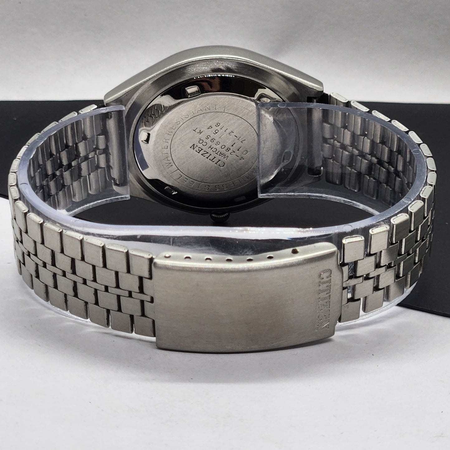 Vintage Original Citizen 1980 Automatic Cal. 8200 Gray Face 21 Jewels Day-Date Japanese Men's Wrist Watch EG63