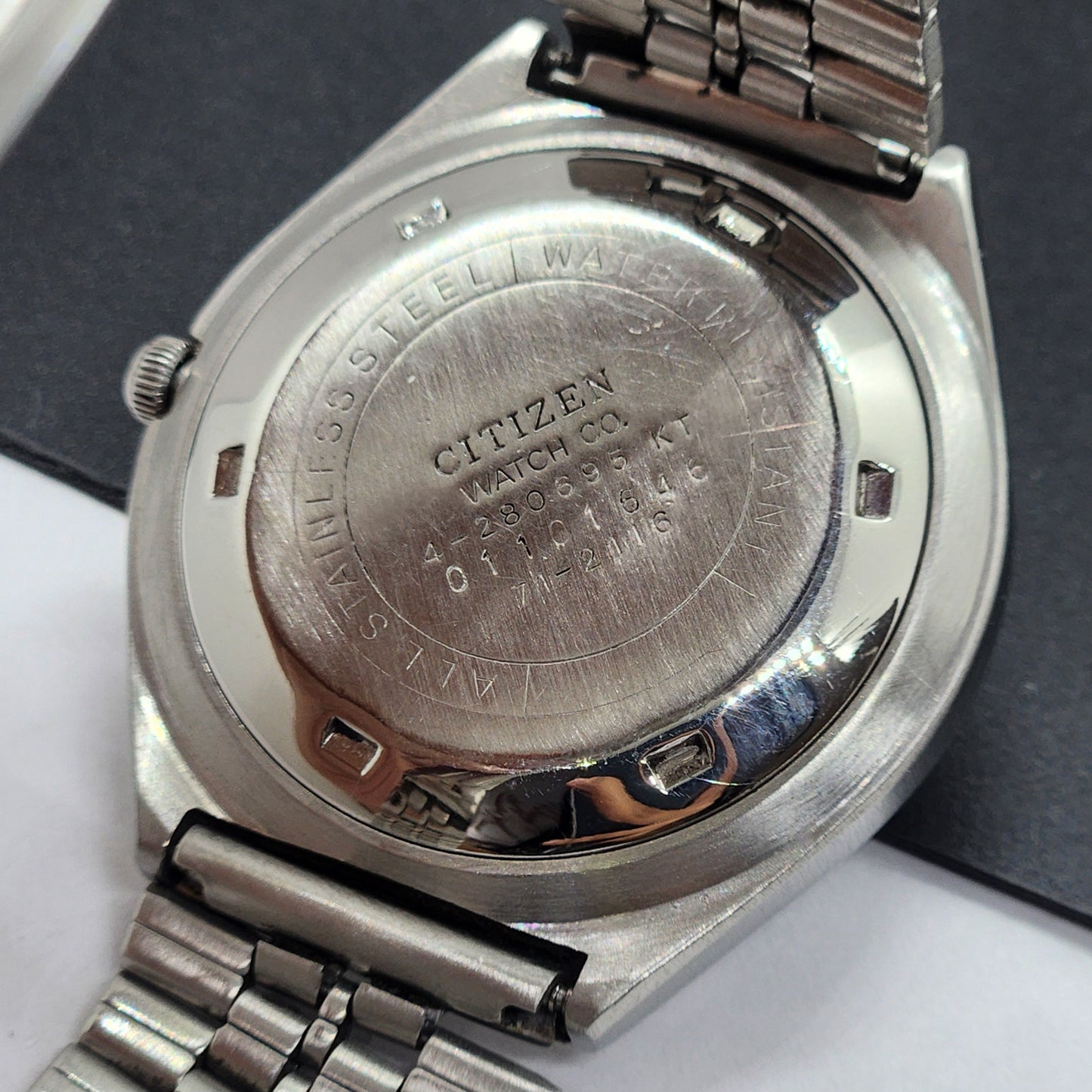 Vintage Original Citizen 1980 Automatic Cal. 8200 Gray Face 21 Jewels Day-Date Japanese Men's Wrist Watch EG63