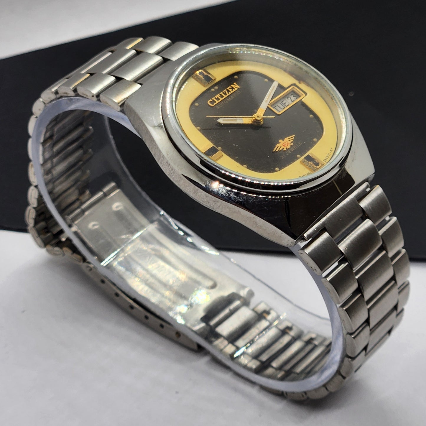 Vintage 1981 Original Citizen Automatic Cal. 8200 Brown Face 21 Jewels Day-Date Japanese Men's Wrist Watch EG64
