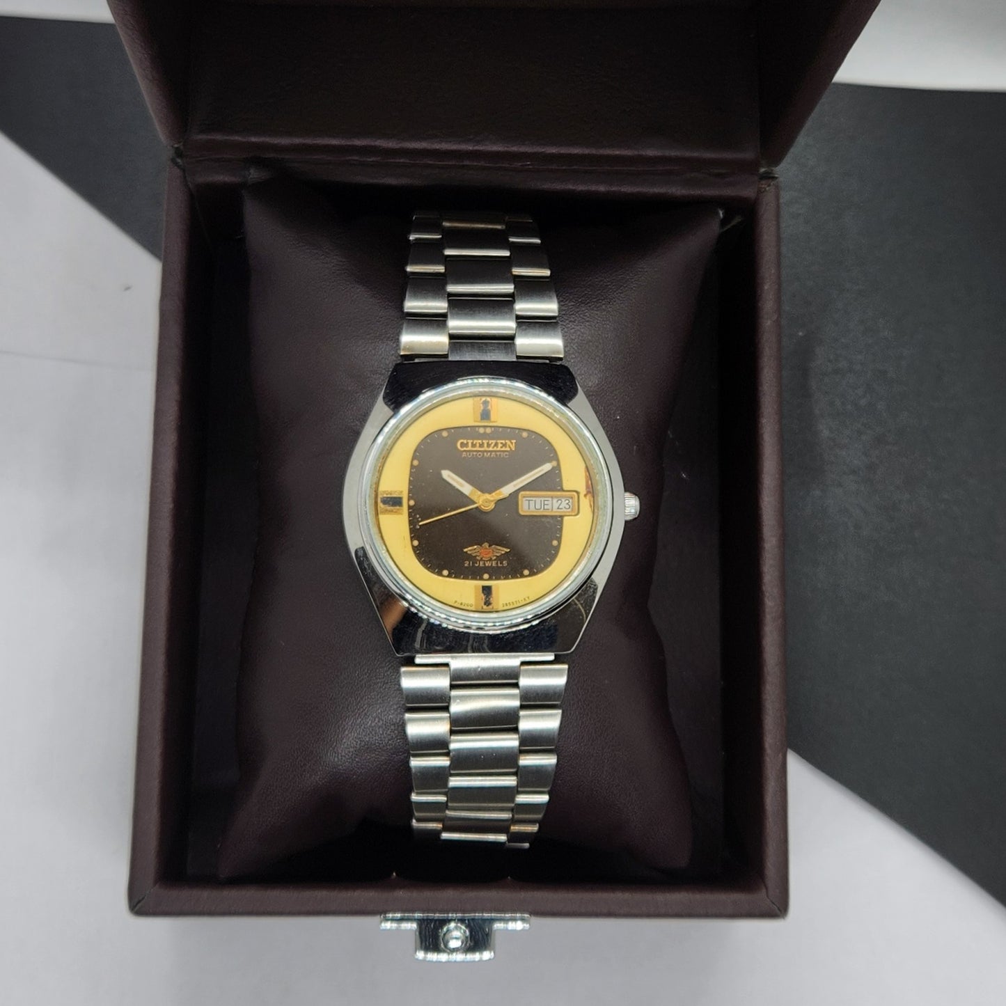 Vintage 1981 Original Citizen Automatic Cal. 8200 Brown Face 21 Jewels Day-Date Japanese Men's Wrist Watch EG64