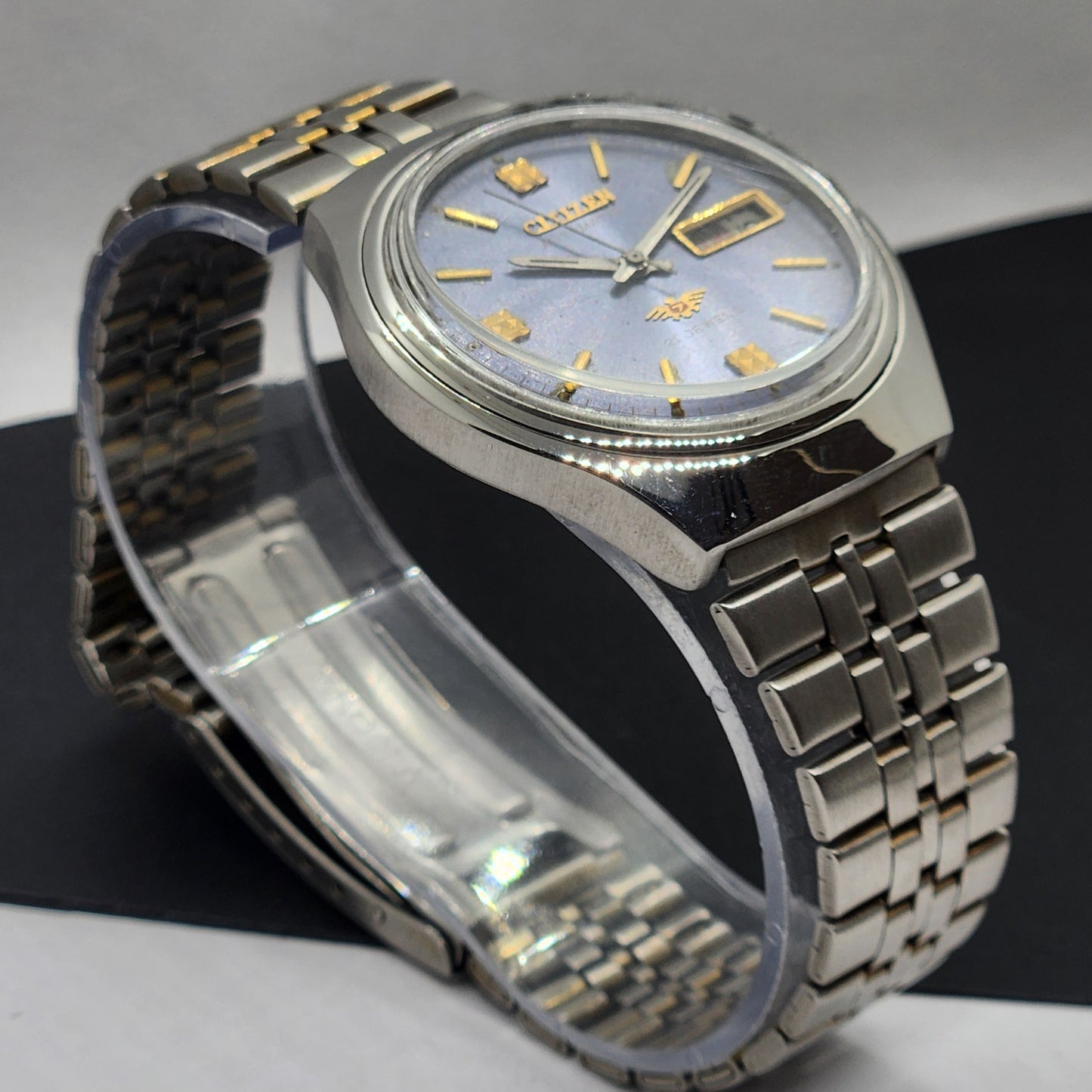 Vintage 1976 Original Citizen Automatic Cal. 8200 Blue Face 21 Jewels Day-Date Japanese Men's Wrist Watch EG65