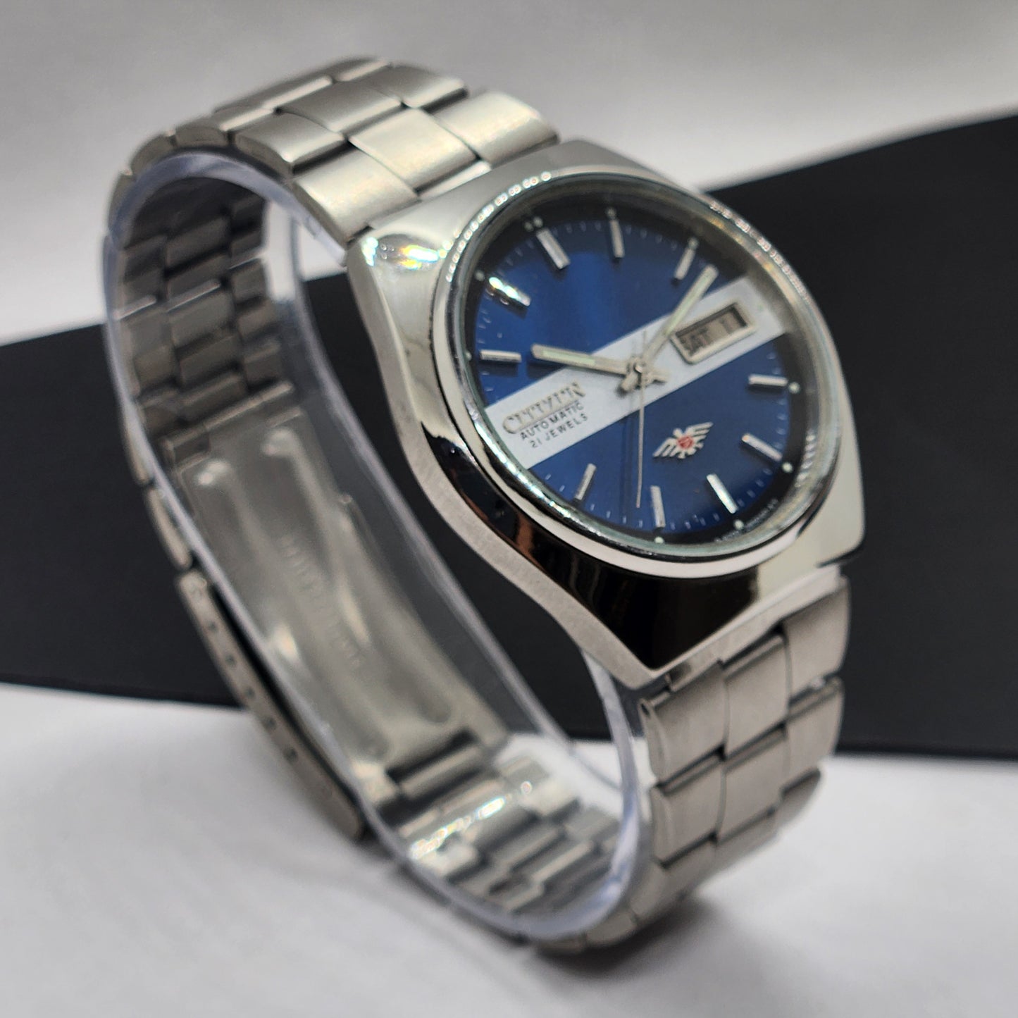 Vintage 1981 Original Citizen Automatic Cal. 8200 Blue Face 21 Jewels Day-Date Japanese Men's Wrist Watch EG66