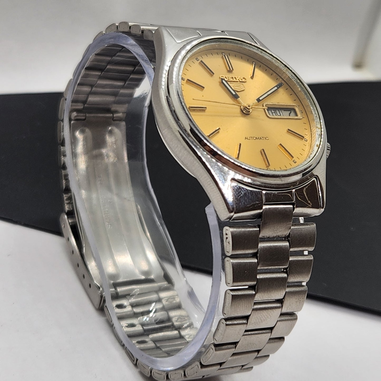 Vintage 1979 Original Seiko 5 Automatic 7009-3101 Golden Face 17 Jewels Day-Date Japanese Men's Wrist Watch EG69