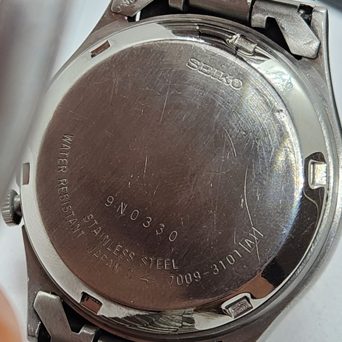 Vintage 1979 Original Seiko 5 Automatic 7009-3101 Golden Face 17 Jewels Day-Date Japanese Men's Wrist Watch EG69