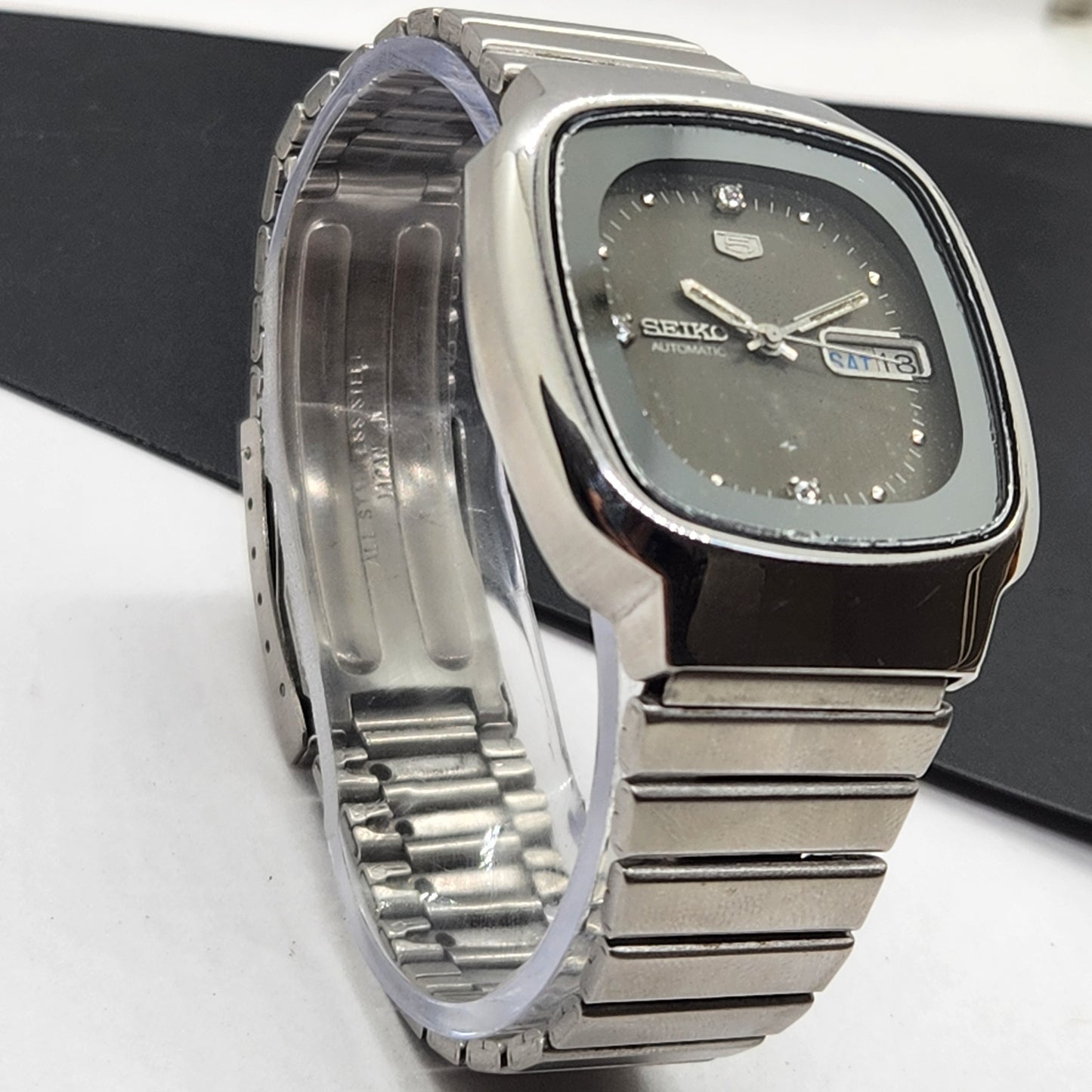 Vintage 1981 Original Seiko 5 Automatic 7009-5150 Gray Face 17 Jewels Day-Date Japanese Men's Wrist Watch EG70