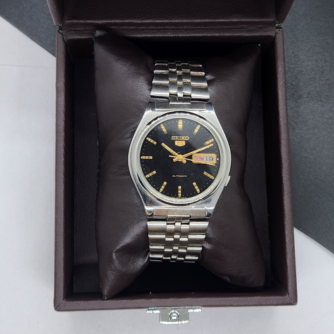 Vintage 1982 Original Seiko 5 Automatic 7009-3170 Black Face 17 Jewels Day-Date Japanese Men's Wrist Watch EG74