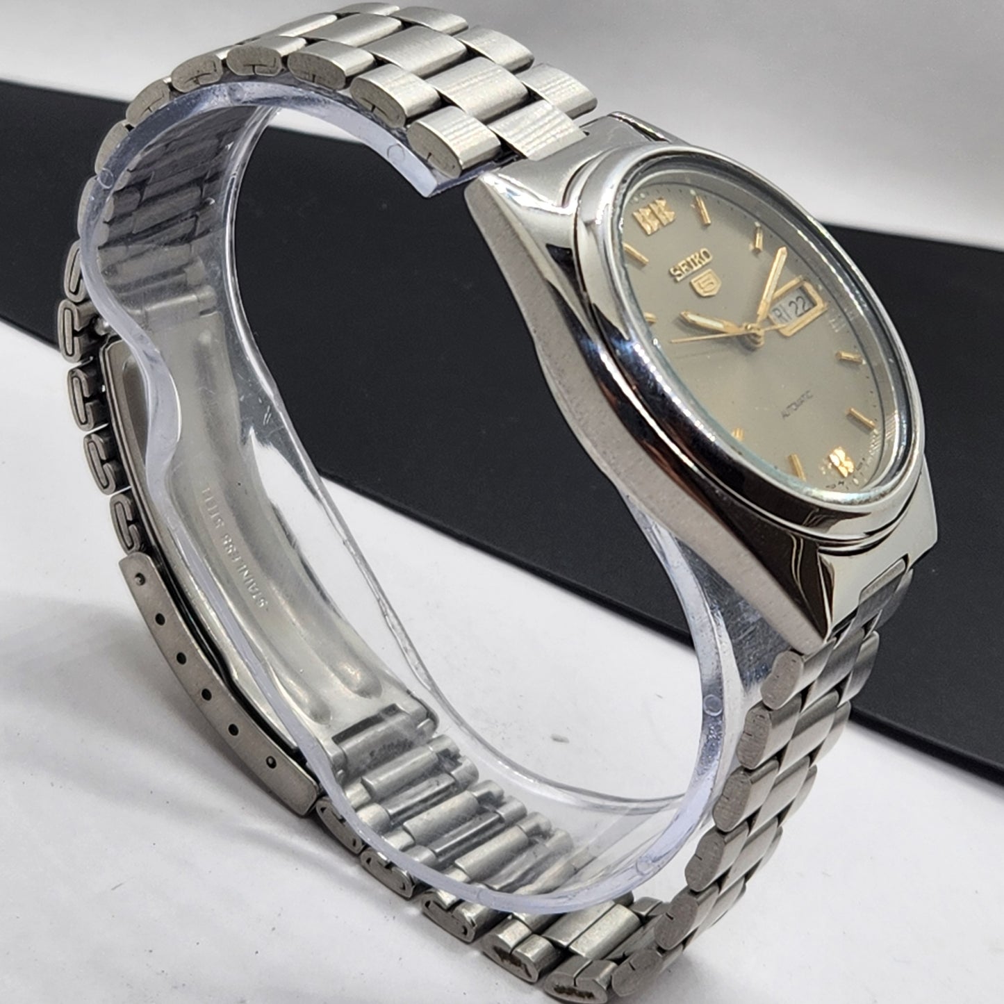 Vintage 1982 Original Seiko 5 Automatic 7009-3040 Grey Face 17 Jewels Day-Date Japanese Men's Wrist Watch EG75