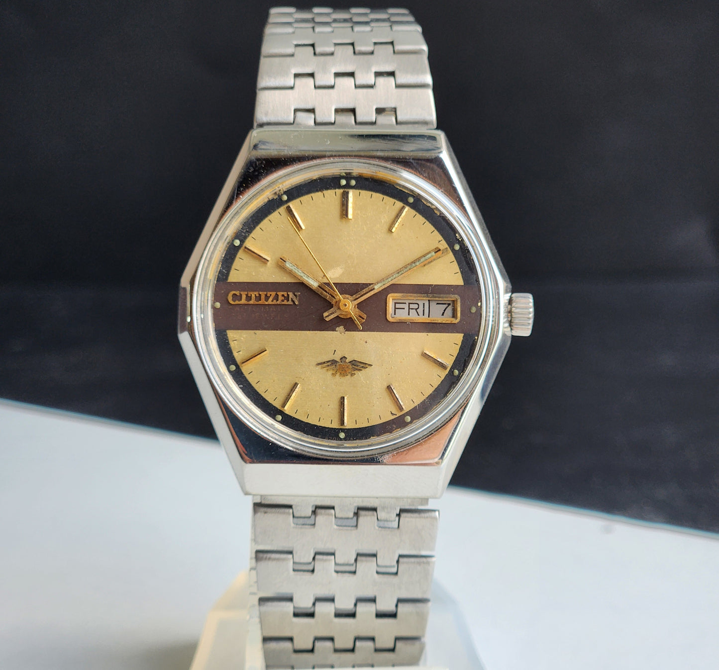 Vintage 1984 Original Citizen Automatic 8200 Golden Face 21 Jewels Day-Date Japanese Men's Wrist Watch EG85
