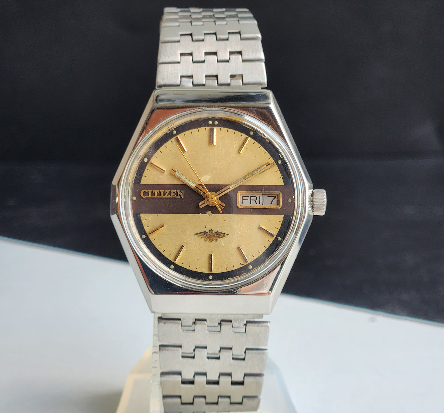 Vintage 1984 Original Citizen Automatic 8200 Golden Face 21 Jewels Day-Date Japanese Men's Wrist Watch EG85