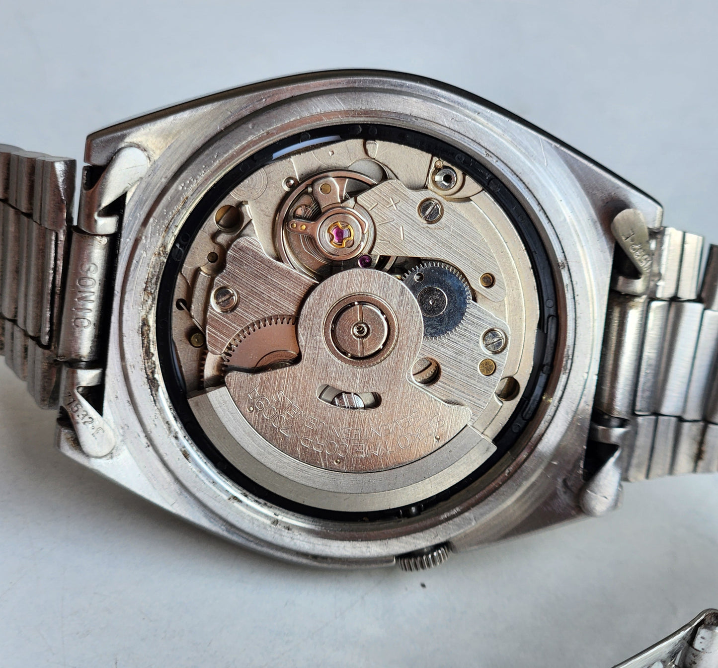 Vintage 1980 Original Seiko 5 Automatic 7009-876A White Face 17 Jewels Day-Date Japanese Men's Wrist Watch EG79