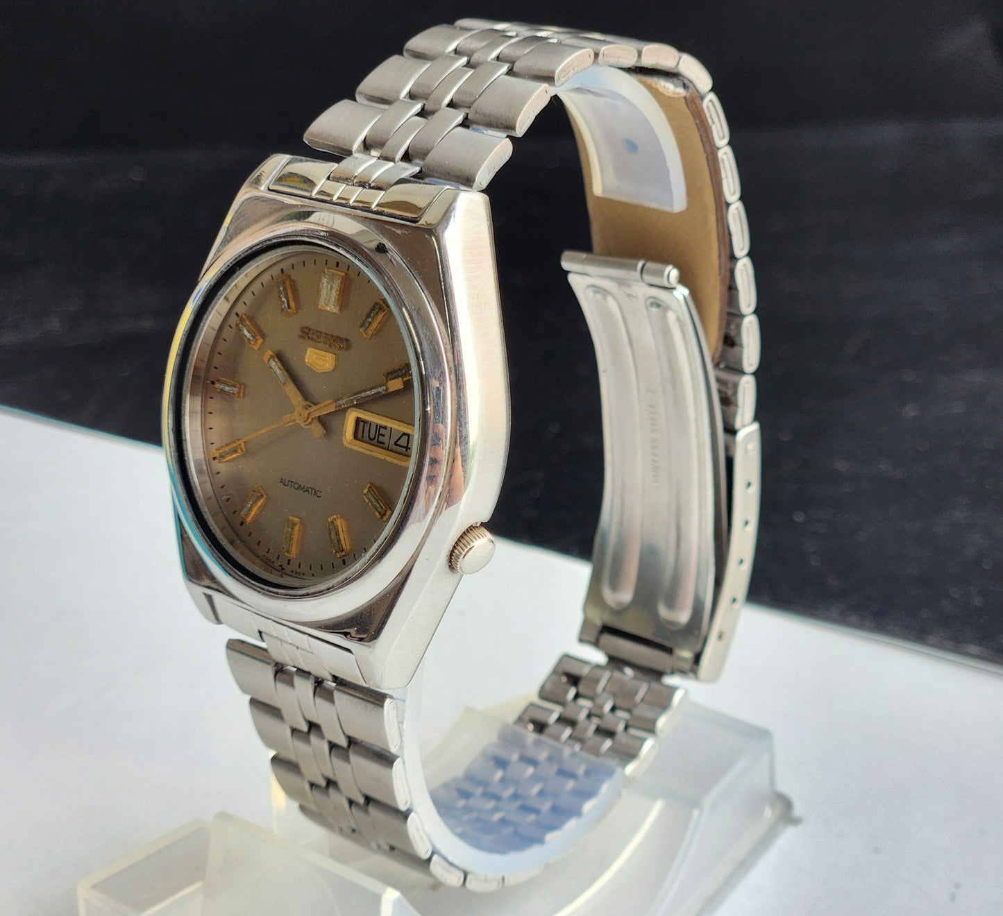 Vintage 1981 Original Seiko 5 Automatic 7009-3161 Grey Face 21 Jewels Day-Date Japanese Men's Wrist Watch EG83
