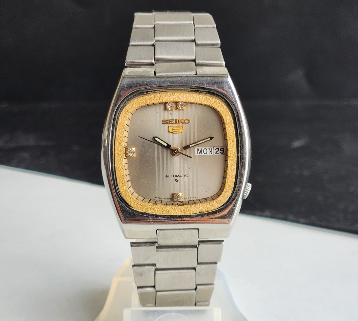 Vintage 1979 Original Seiko 5 Automatic 6309-5180 Grey Face 17 Jewels Day-Date Japanese Men's Wrist Watch EG81