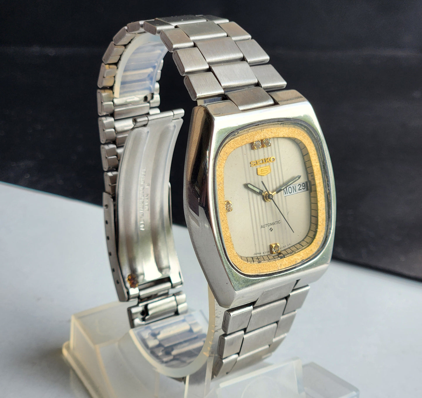 Vintage 1979 Original Seiko 5 Automatic 6309-5180 Grey Face 17 Jewels Day-Date Japanese Men's Wrist Watch EG81