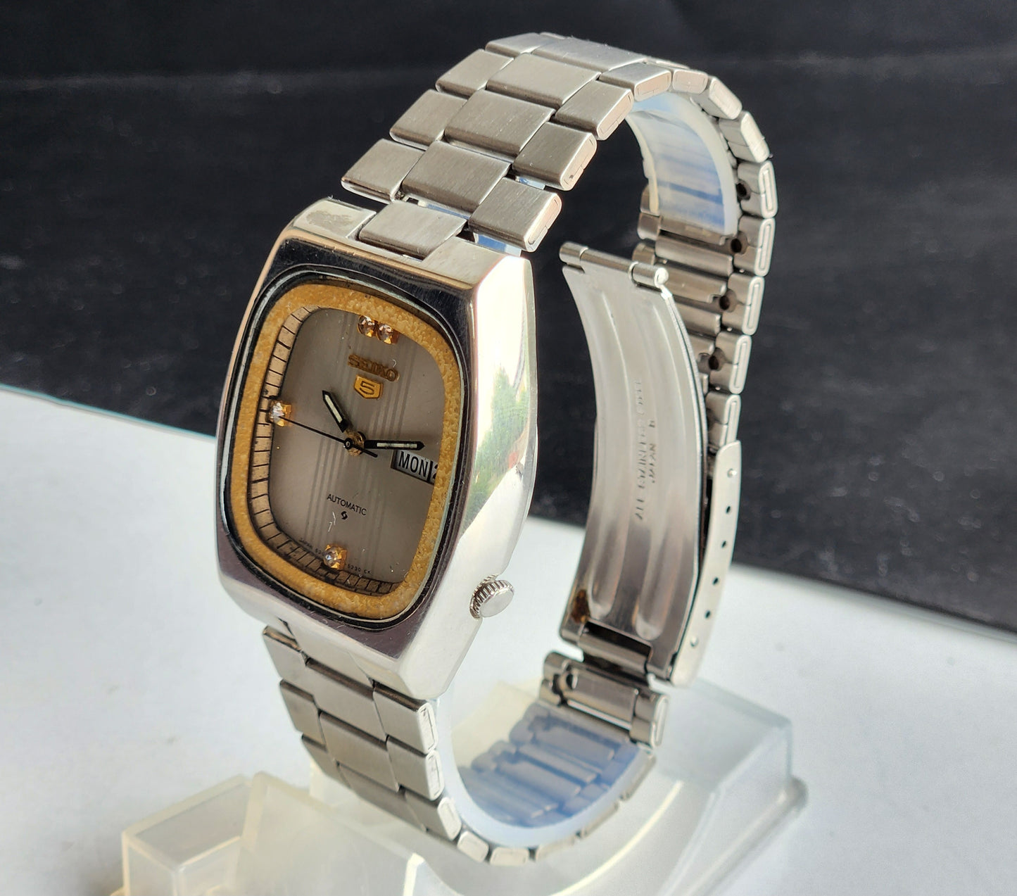 Vintage 1979 Original Seiko 5 Automatic 6309-5180 Grey Face 17 Jewels Day-Date Japanese Men's Wrist Watch EG81