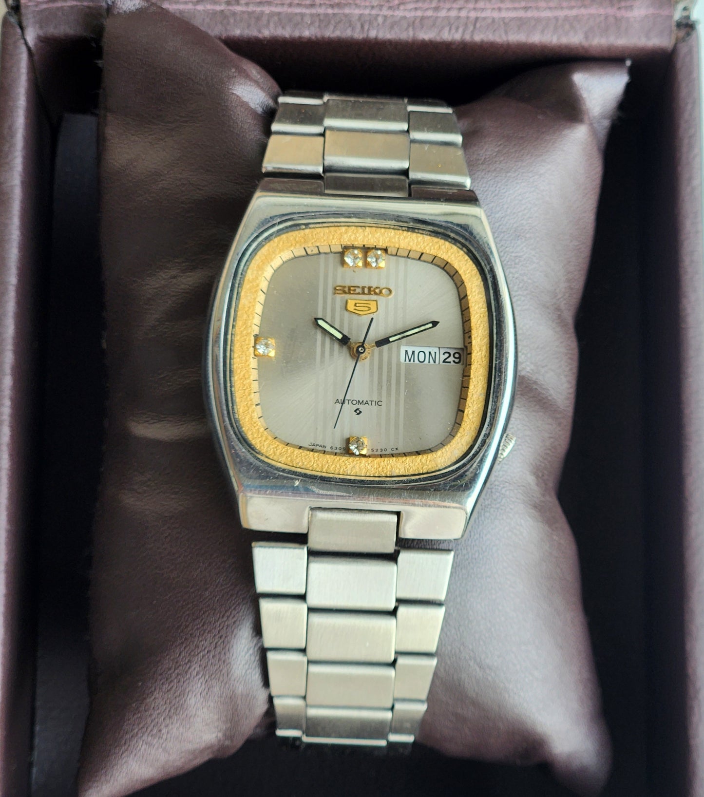 Vintage 1979 Original Seiko 5 Automatic 6309-5180 Grey Face 17 Jewels Day-Date Japanese Men's Wrist Watch EG81