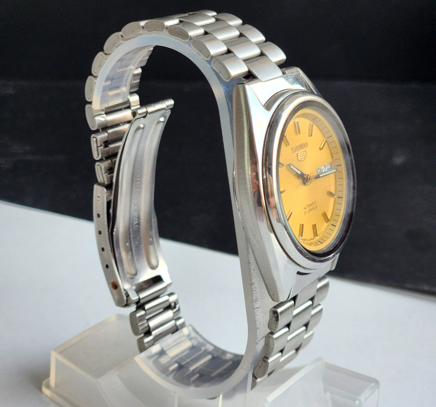 Vintage 1997 Original Seiko 5 Automatic 7S26-3040 Golden Face 21 Jewels Day-Date Japanese Men's Wrist Watch EG86