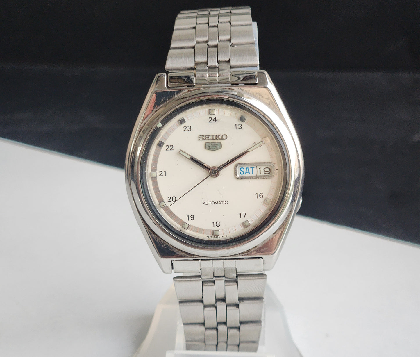 Vintage 1997 Original Seiko 5 Automatic 7S26-8760 White Face 21 Jewels Day-Date Japanese Men's Wrist Watch EG87
