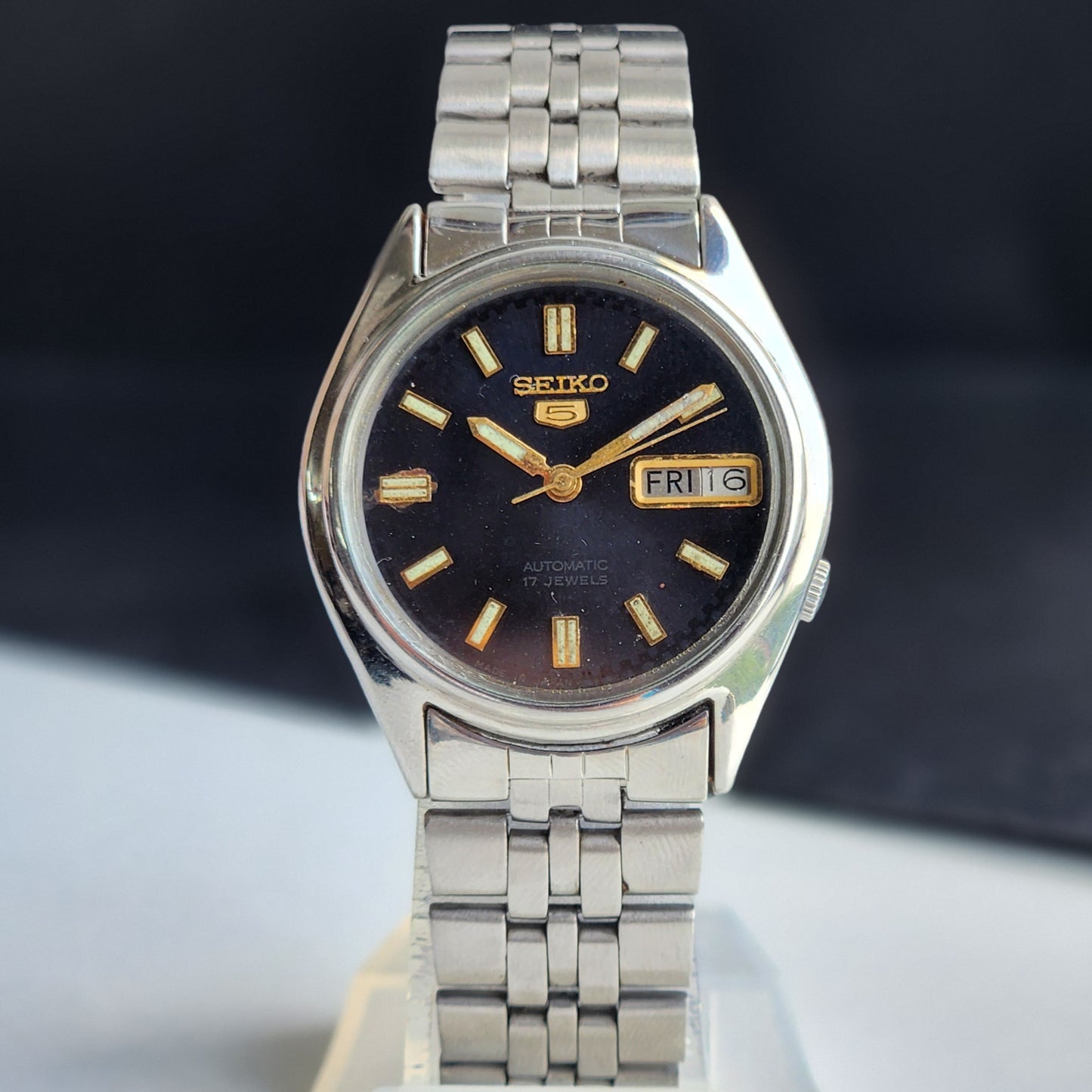 Vintage 1979 Original Seiko 5 Automatic 7009-6001 Black Face 17 Jewels Day-Date Japanese Men's Wrist Watch EG88