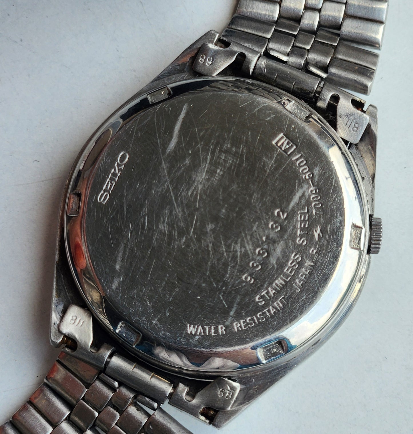 Vintage 1979 Original Seiko 5 Automatic 7009-6001 Black Face 17 Jewels Day-Date Japanese Men's Wrist Watch EG88