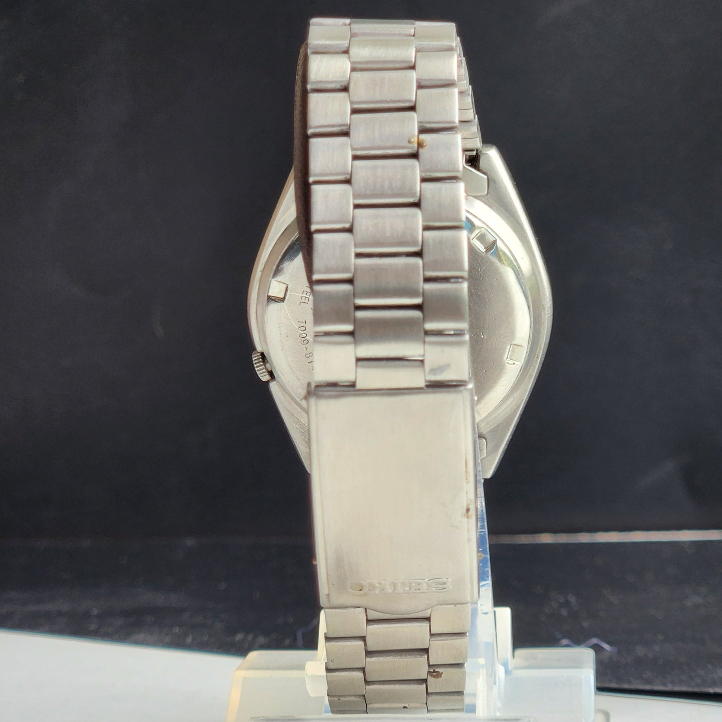Vintage 1982 Original Seiko 5 Automatic 7009-8740 Silver Face 17 Jewels Day-Date Japanese Men's Wrist Watch EG91