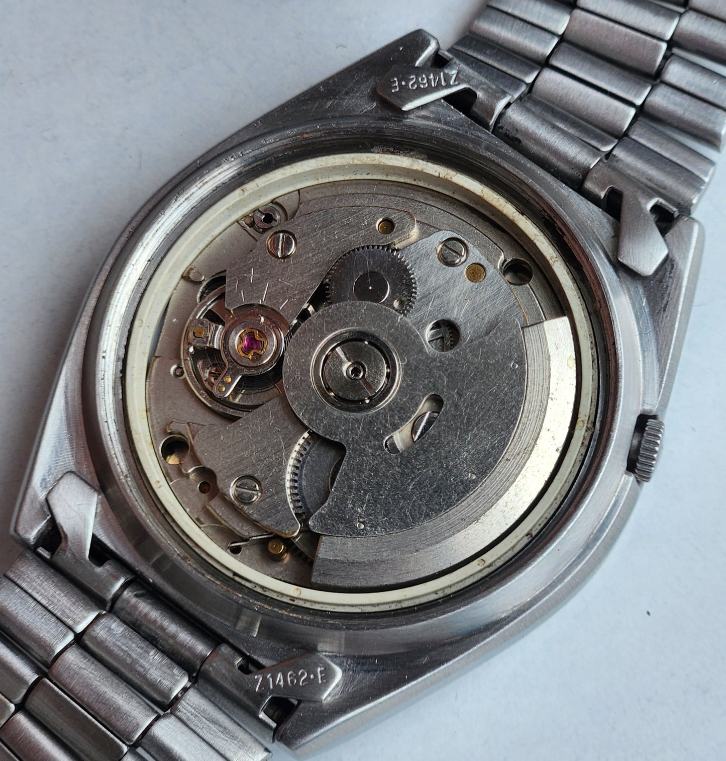 Vintage 1982 Original Seiko 5 Automatic 7009-8740 Silver Face 17 Jewels Day-Date Japanese Men's Wrist Watch EG91