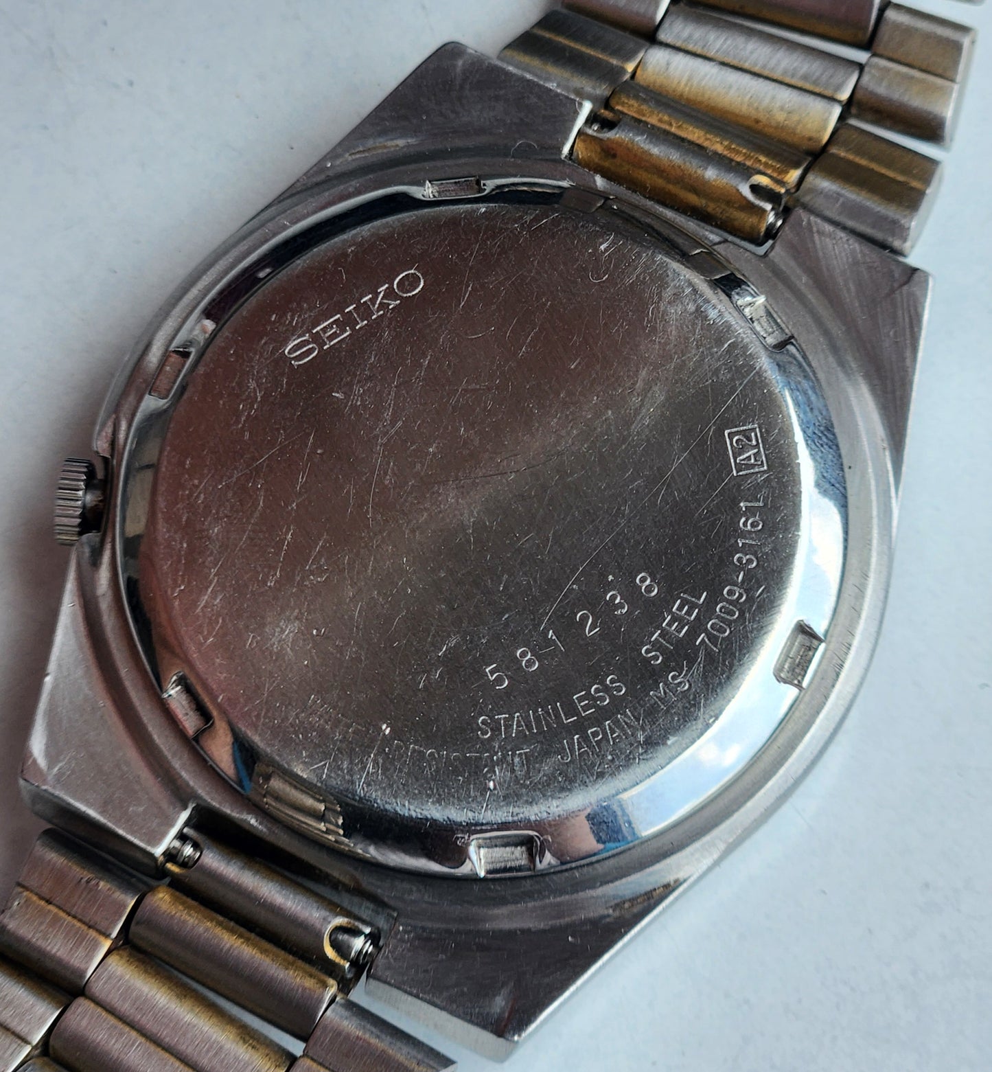 Vintage 1985 Original Seiko 5 Automatic 7009-3161 Black Face 17 Jewels Day-Date Japanese Men's Wrist Watch EG92