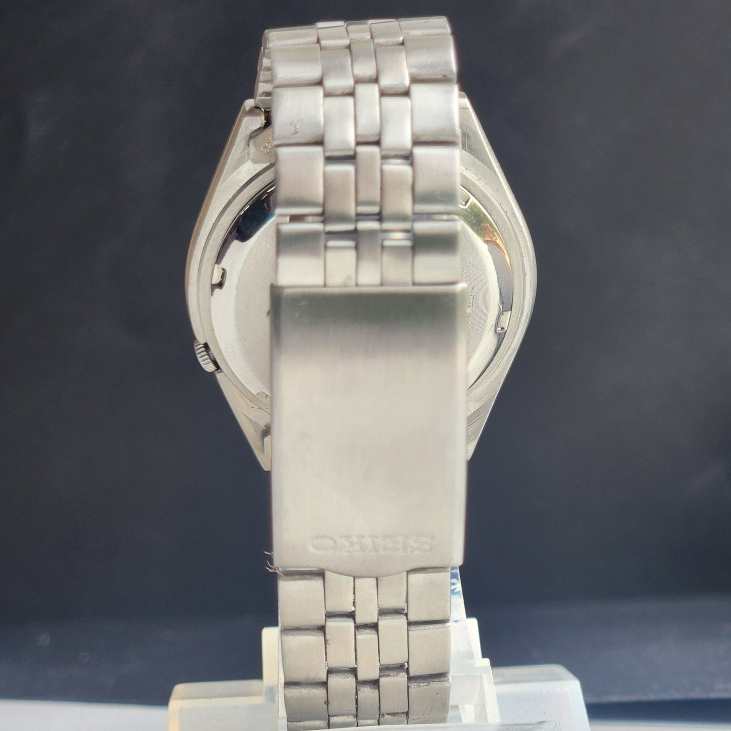 Vintage 1976 Original Seiko 5 Automatic 7009-3040 Black Face 17 Jewels Day-Date Japanese Men's Wrist Watch EG94