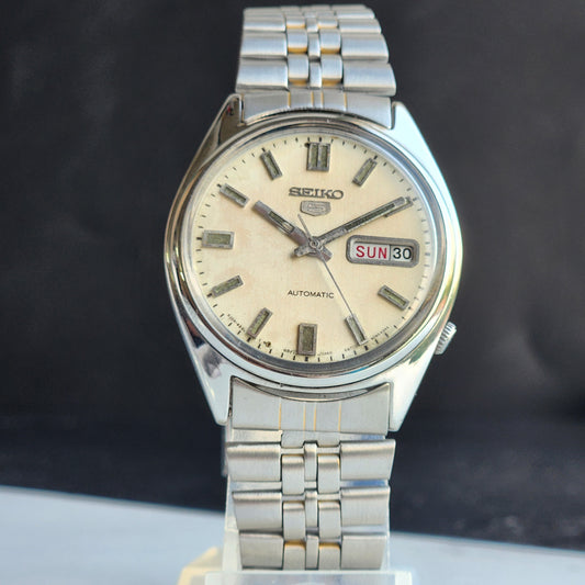 Vintage 1981 Original Seiko 5 Automatic 6309-7150 Black Face 17 Jewels Day-Date Japanese Men's Wrist Watch EG104