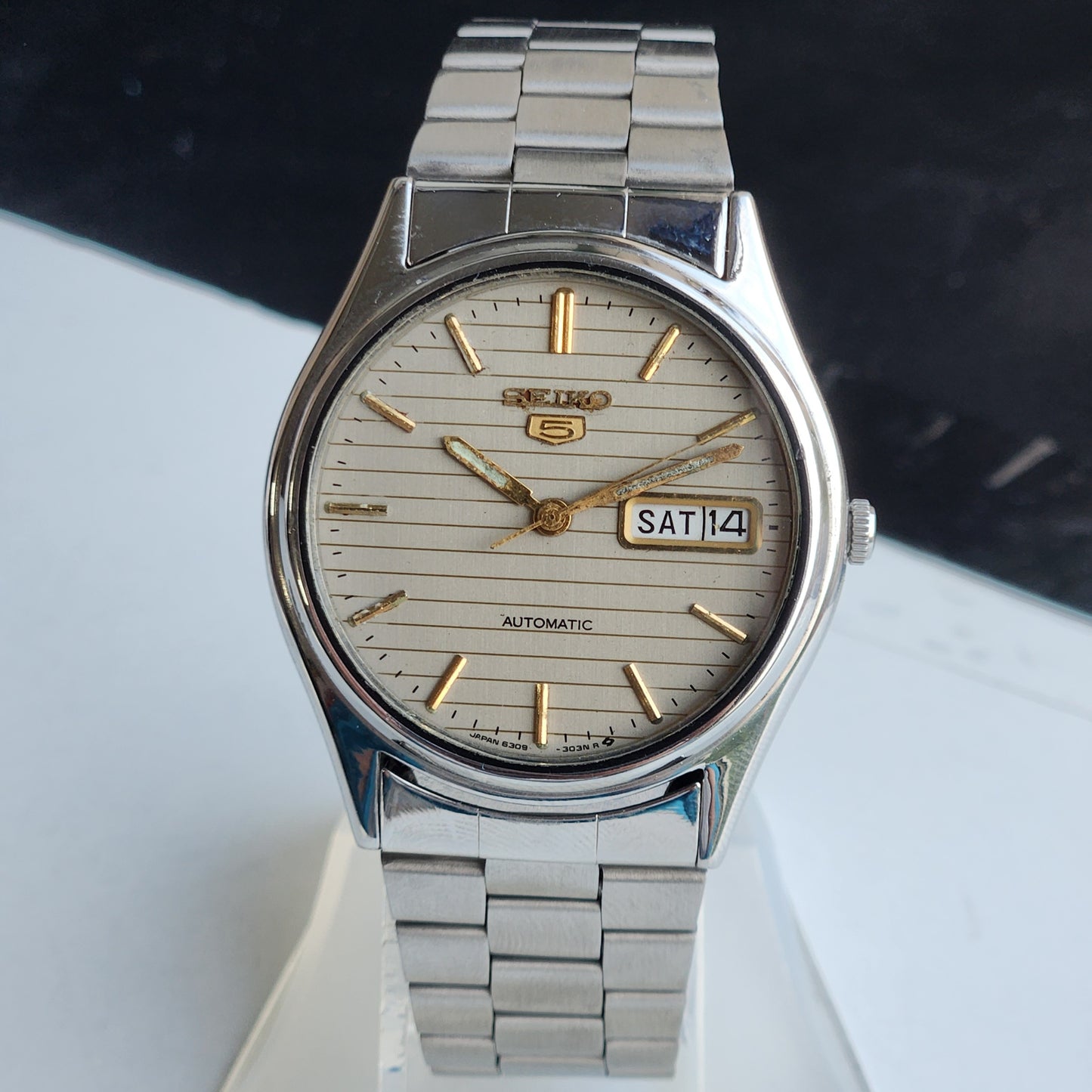 Vintage 1976 Original Seiko 5 Automatic 6309-8920 Grey Face 17 Jewels Day-Date Japanese Men's Wrist Watch EG107