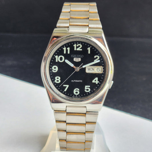 Vintage Original Seiko 5 Automatic 7S26-0550 Black Face 21 Jewels Exhibition Back Day-Date Japanese Men's Wrist Watch EG140