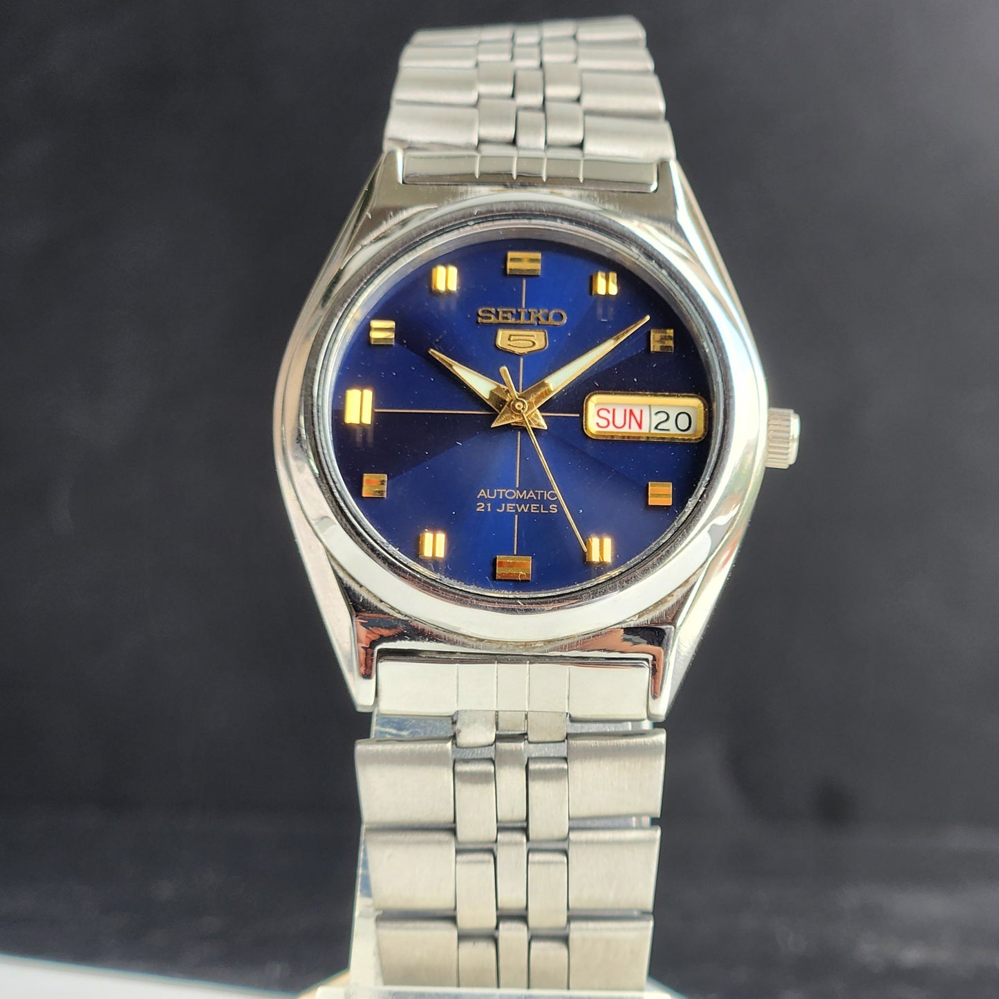 Vintage Original Seiko 5 Automatic 7S26 Blue Face 21 Jewels Exhibition Back Day-Date Japanese Men's Wrist Watch EG142