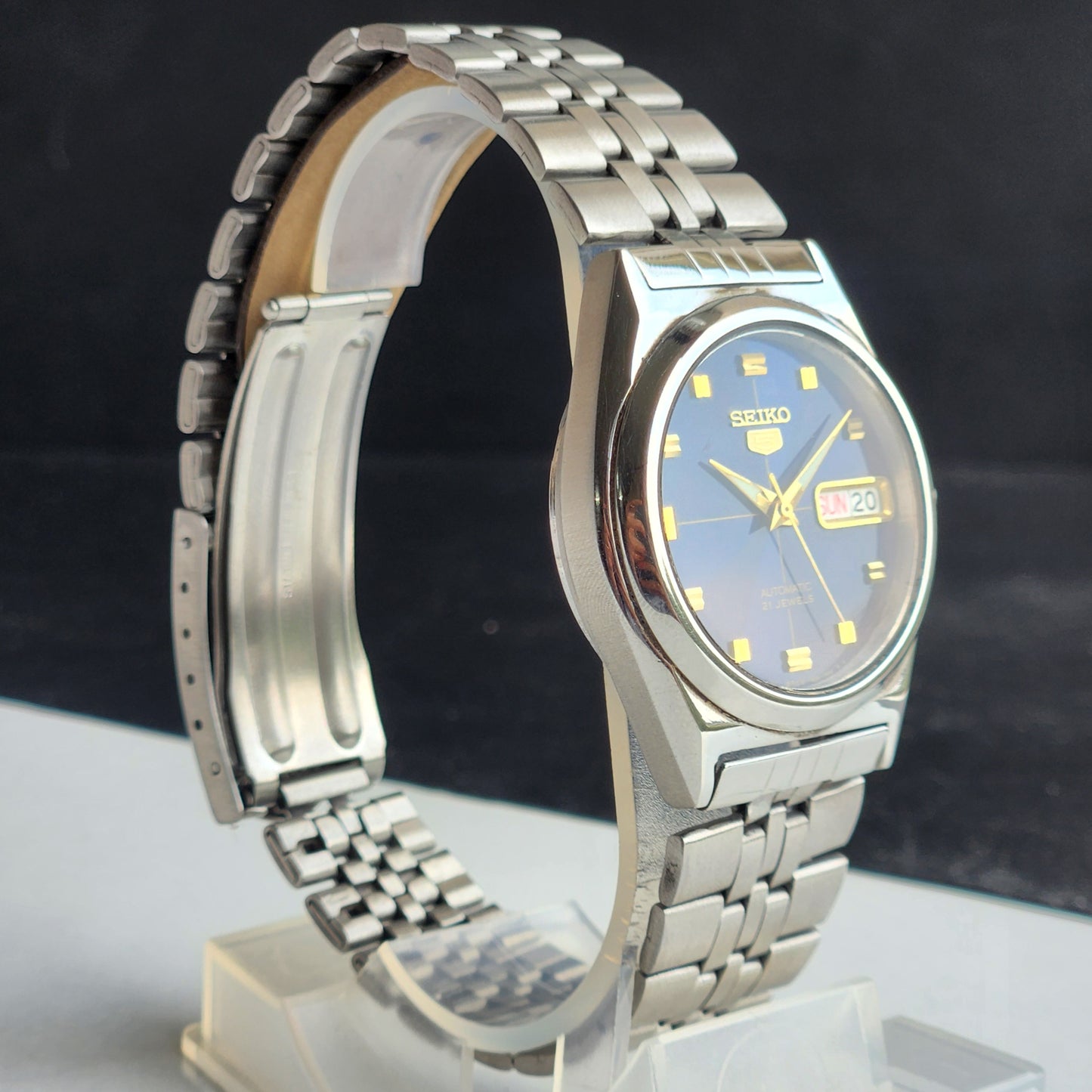 Vintage Original Seiko 5 Automatic 7S26 Blue Face 21 Jewels Exhibition Back Day-Date Japanese Men's Wrist Watch EG142