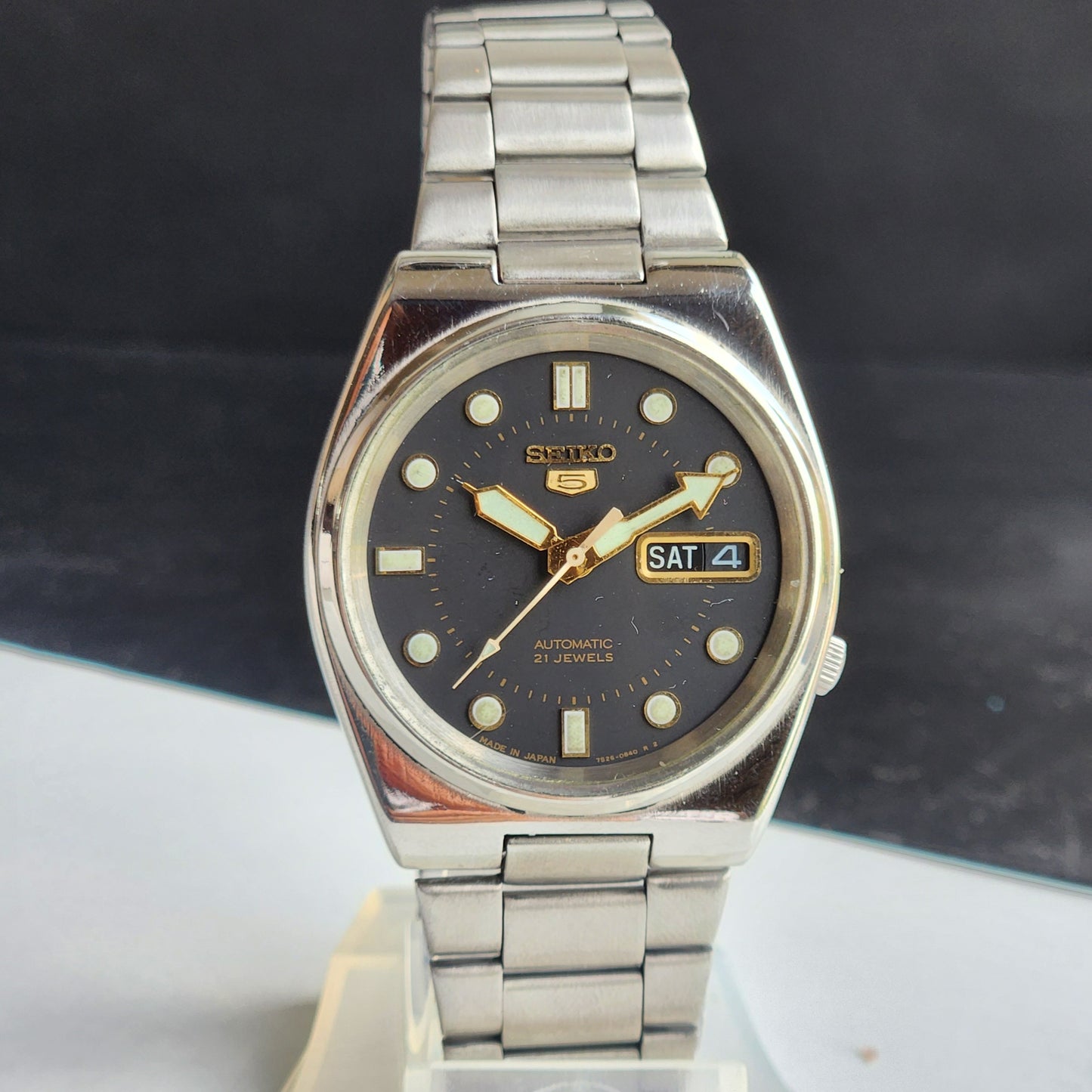 Vintage Original Seiko 5 Automatic 7S26-02V0 Black Face 21 Jewels Exhibition Back Day-Date Japanese Men's Wrist Watch EG145