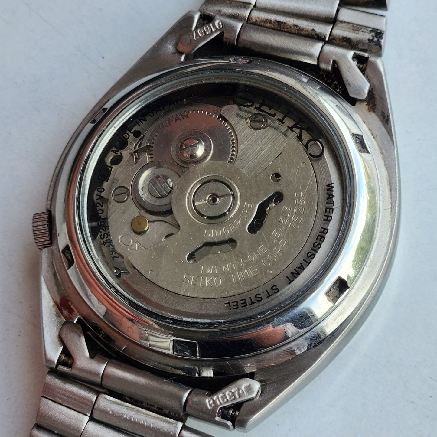 Vintage Original Seiko 5 Automatic 7S26-02V0 Gray Face 21 Jewels Exhibition Back Day-Date Japanese Men's Wrist Watch EG147