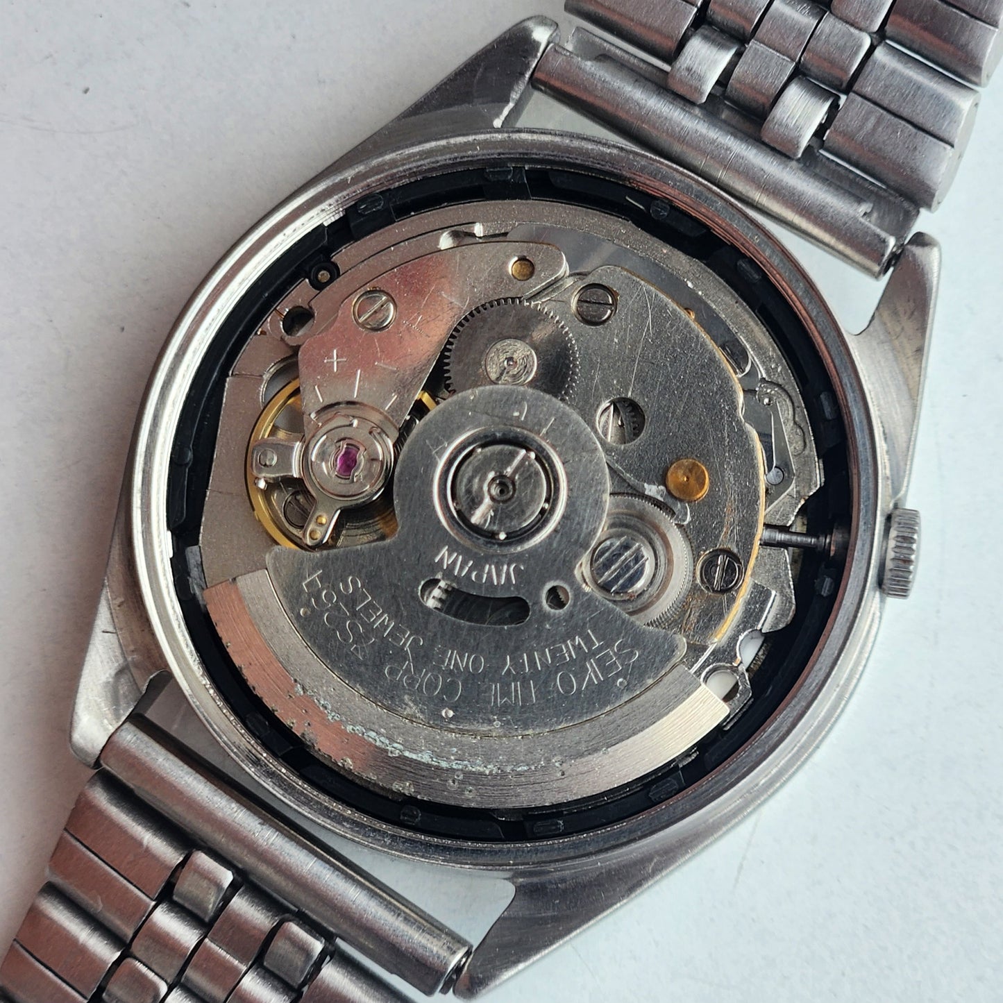 Vintage 1983 Original Seiko 5 Automatic 7S26-6000 White Face 21 Jewels Day-Date Japanese Men's Wrist Watch EG115
