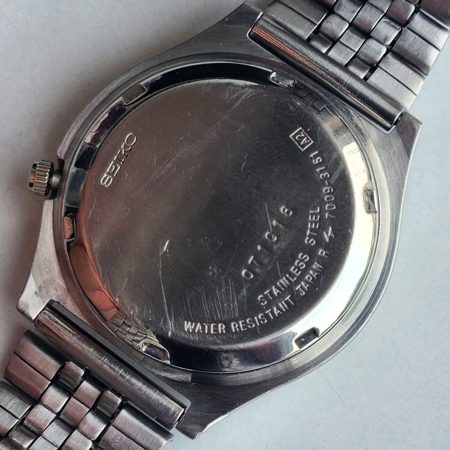 Vintage 1980 Original Seiko 5 Automatic 7009-3161 Black Face 17 Jewels Day-Date Japanese Men's Wrist Watch EG116