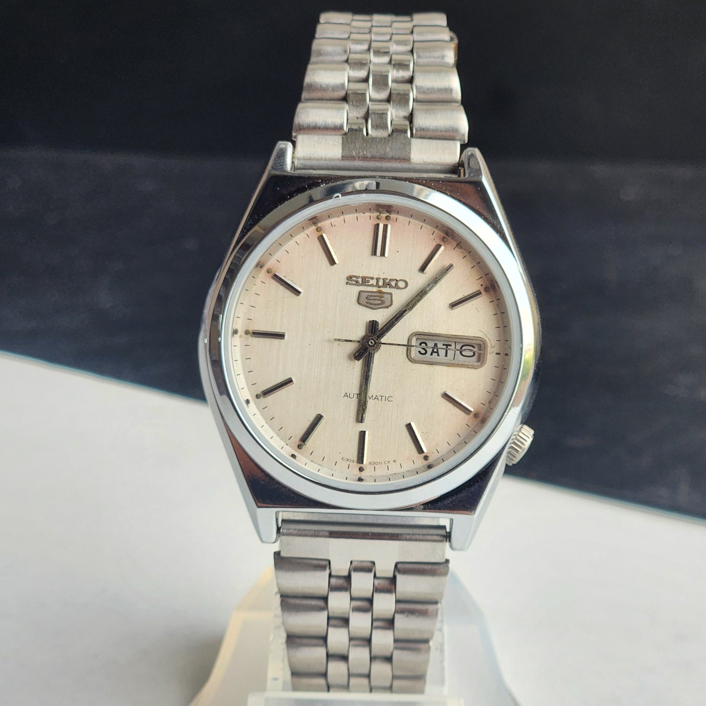 Vintage 1984 Original Seiko 5 Automatic 6309-9900 White Face 17 Jewels Day-Date Japanese Men's Wrist Watch EG118